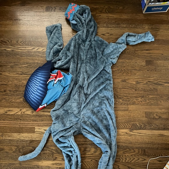 Wizard of Oz Winged Monkey Costume - Picture 4 of 6